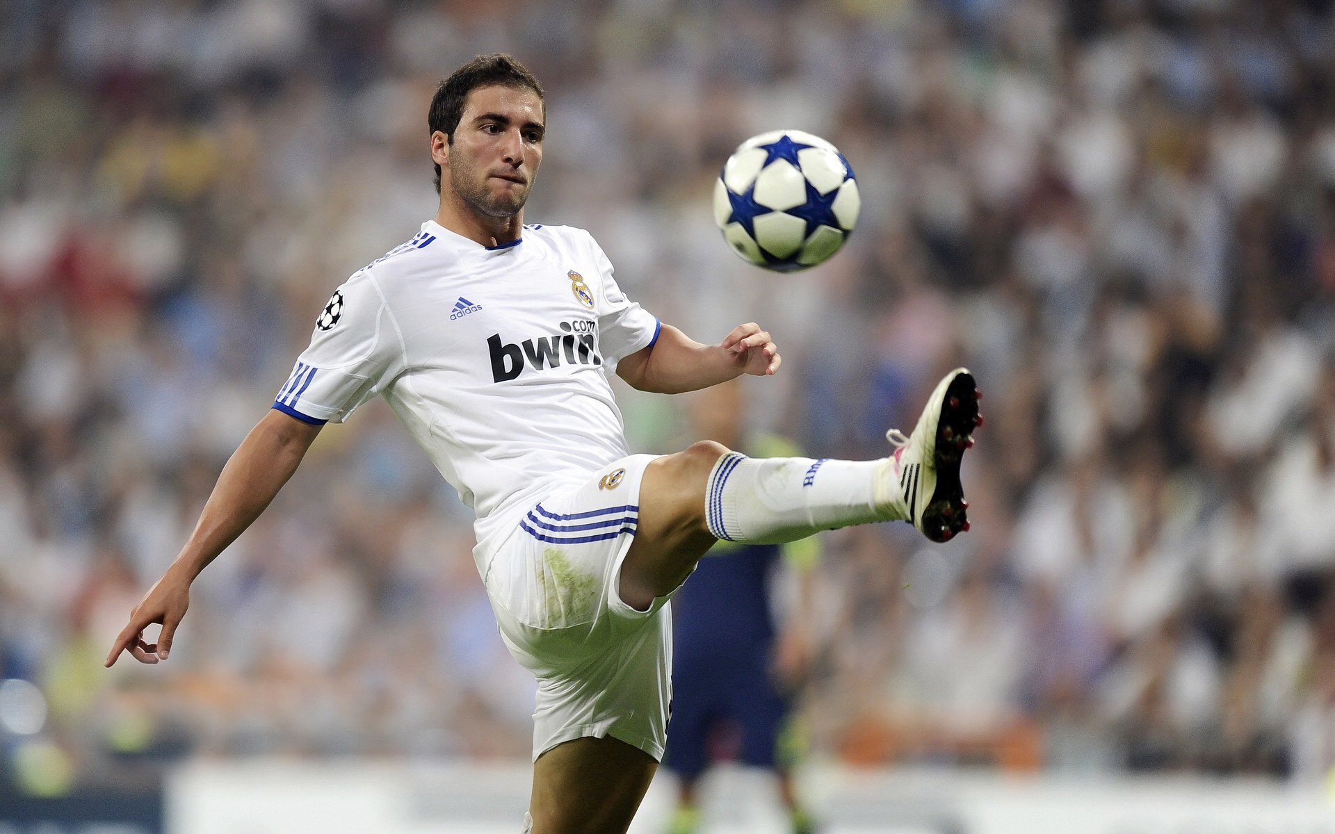 九游.中国官网-《堡垒之夜》“未来科技”系列赛：创意作品夺人眼球，引领未来潮流